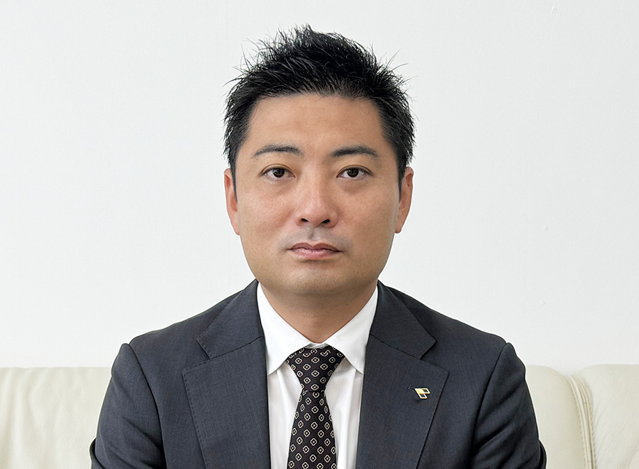 代表取締役社長 長田 行平